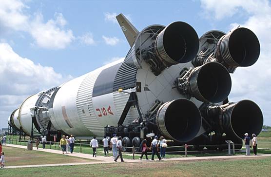 ракета-носител "Сатурн-5" 
