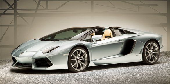 Что интересного в новом Lamborghini Aventador LP700-4 Roadster?