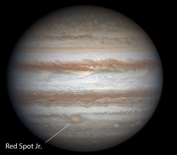 Большое Красное Пятно Юпитера превратится в крошечную красную точку?