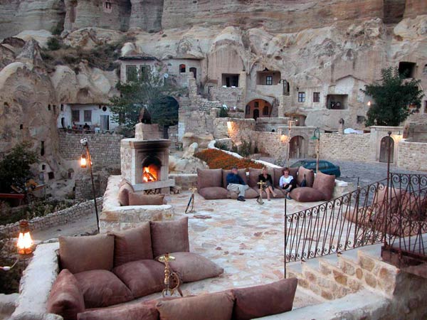Yunak Evleri - отель в пещере