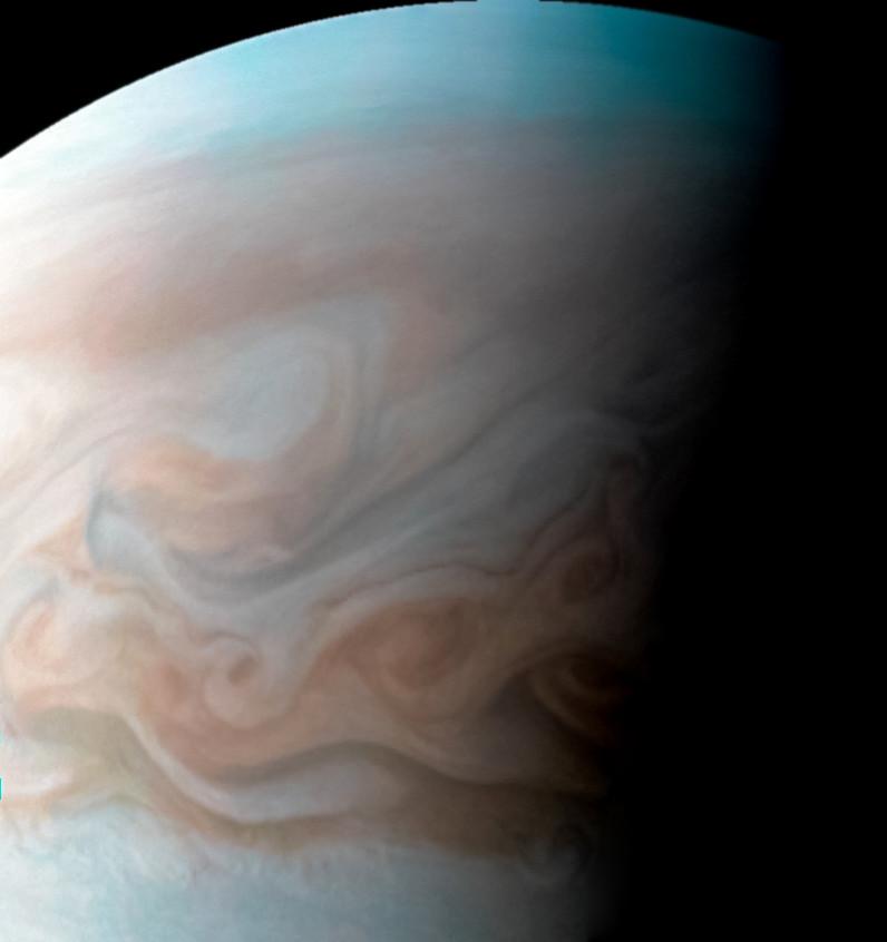 Фото бурного Юпитера в лучшем разрешении