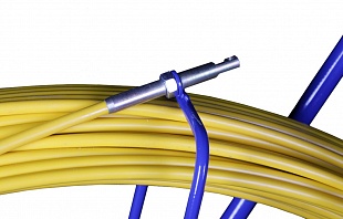 Использование протяжек при закладке кабеля в зданиях