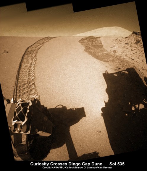 Марсианские дюны сфотографированы с орбиты