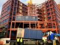 Travelodge построили отель из грузовых контейнеров