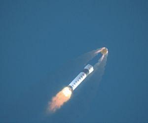 SpaceX откладывает полет