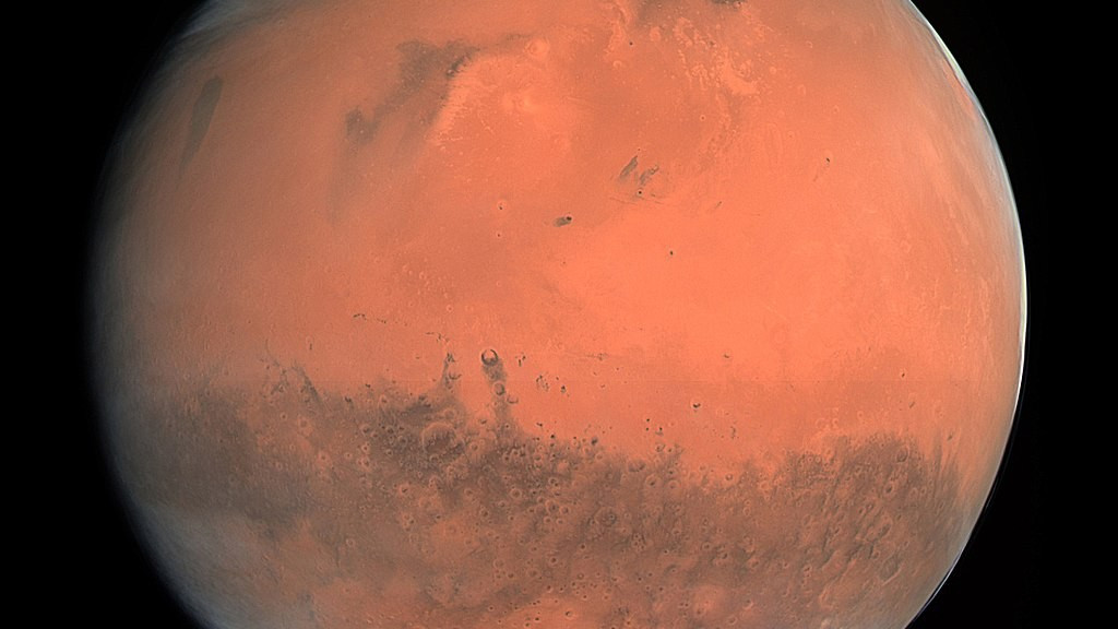 На Марсе обнаружили логотип Стартрека