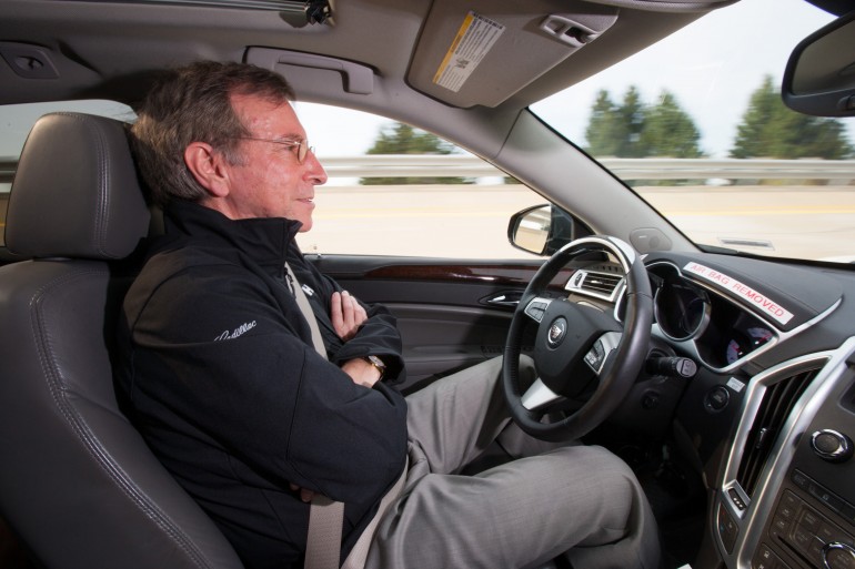 Cadillac тестирует полуавтономную технологию Super Cruise  