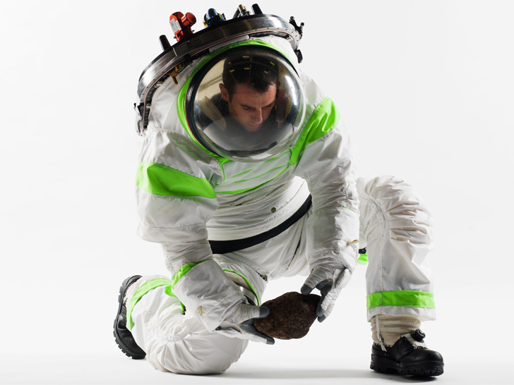 В каком костюме космонавты будут исследовать Марс?