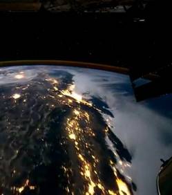 Земля глазами космонавтов МКС (видео)