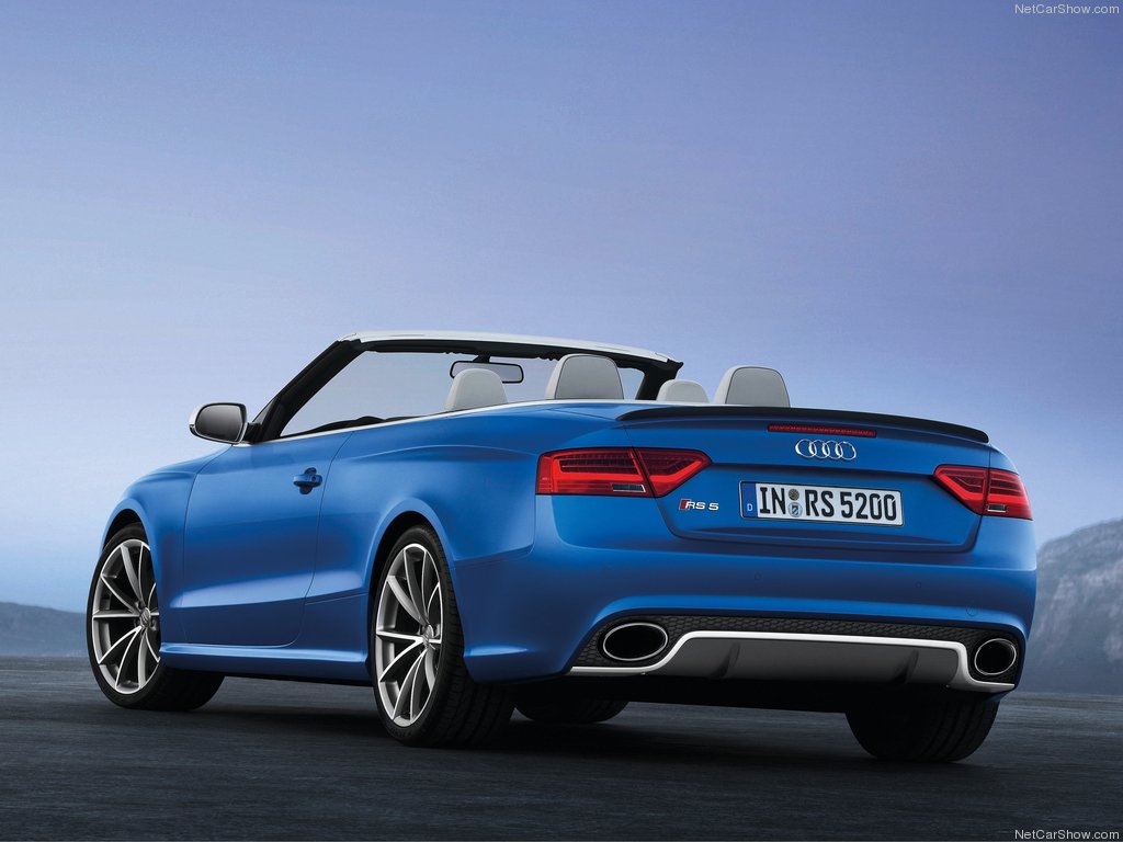 RS 5 Cabriolet от Audi завоевывает сердца автолюбителей