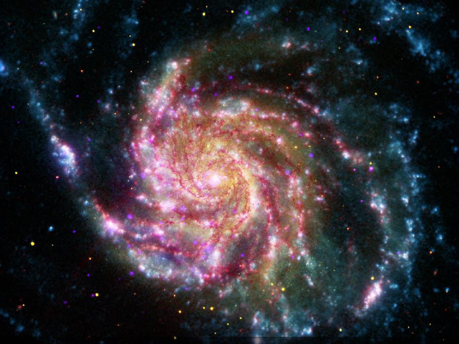 Новое удивительное изображение галактики Вертушка