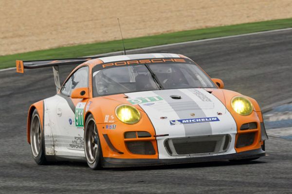 Porsche работает над гоночным болидом третьего поколения