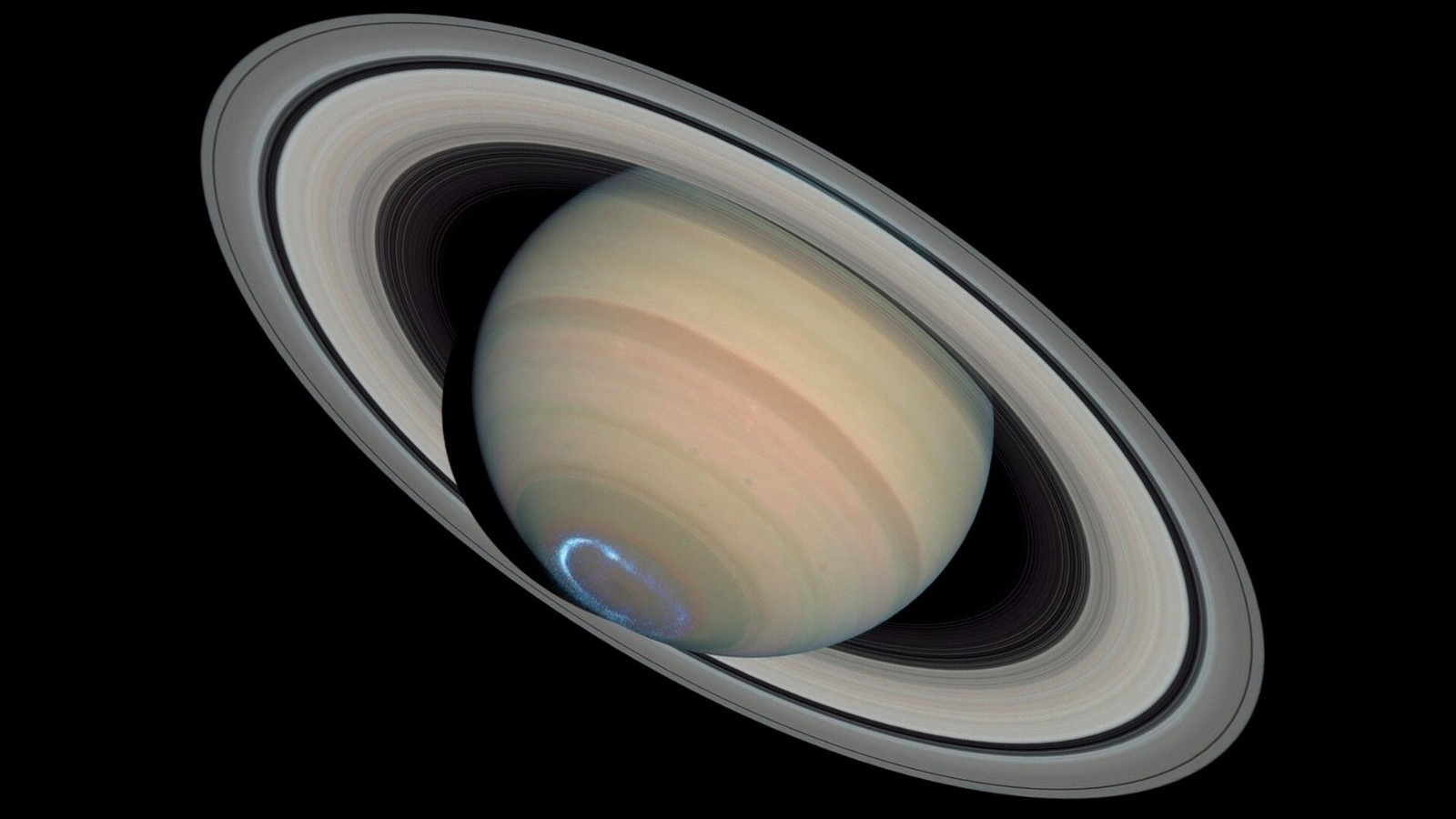 Новое исследование определило возраст колец Сатурна: они действительно молоды