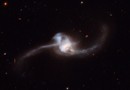 Новый релиз Хаббла: Драматическое столкновение галактик