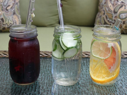 Как сделать витаминный прохладительный напиток в домашних условиях