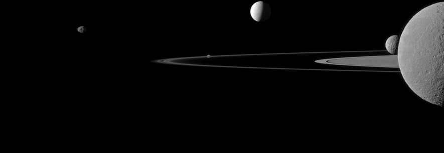 Квинтет Сатурна на впечатляющем фото 