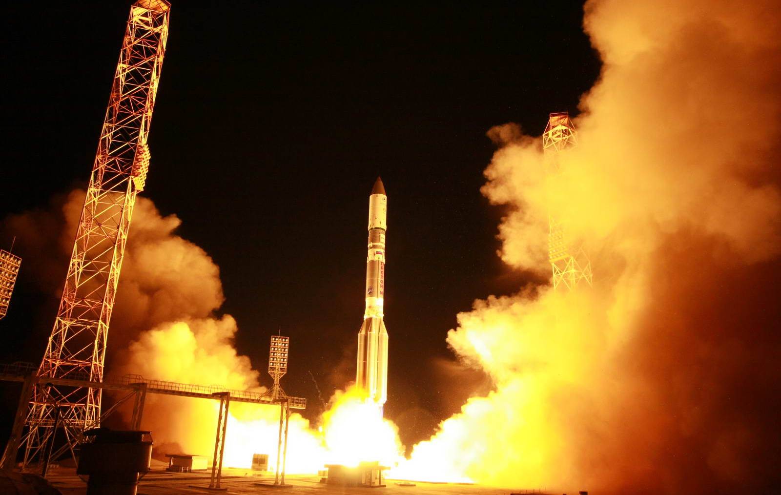Ракета «Протон» упала за пределами Казахстана