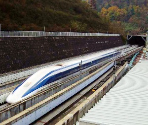 Китайские исследователи работают над суперскоростным магнитным поездом