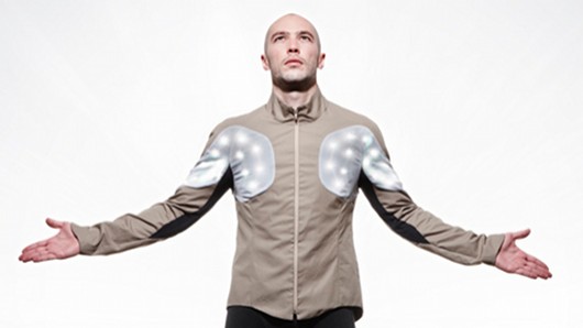 Компания Fraunhofer IZM разрабатывает светодиодные куртки для велосипедистов