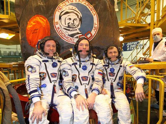 Группа из трех астронавтов начала свое путешествие к МКС