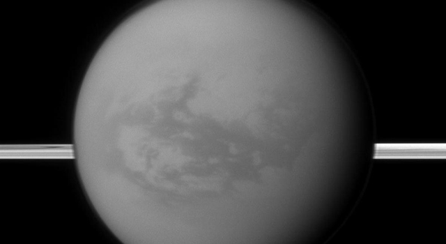 КА "Кассини" видит тропические озера на Титане