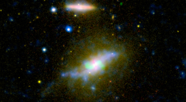Почему спиральные галактики превращаются в эллиптические?
