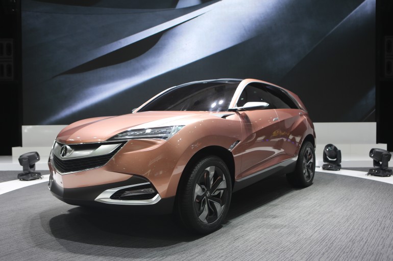 Acura вносит стиль в сегмент SUV с концептом SUV-X