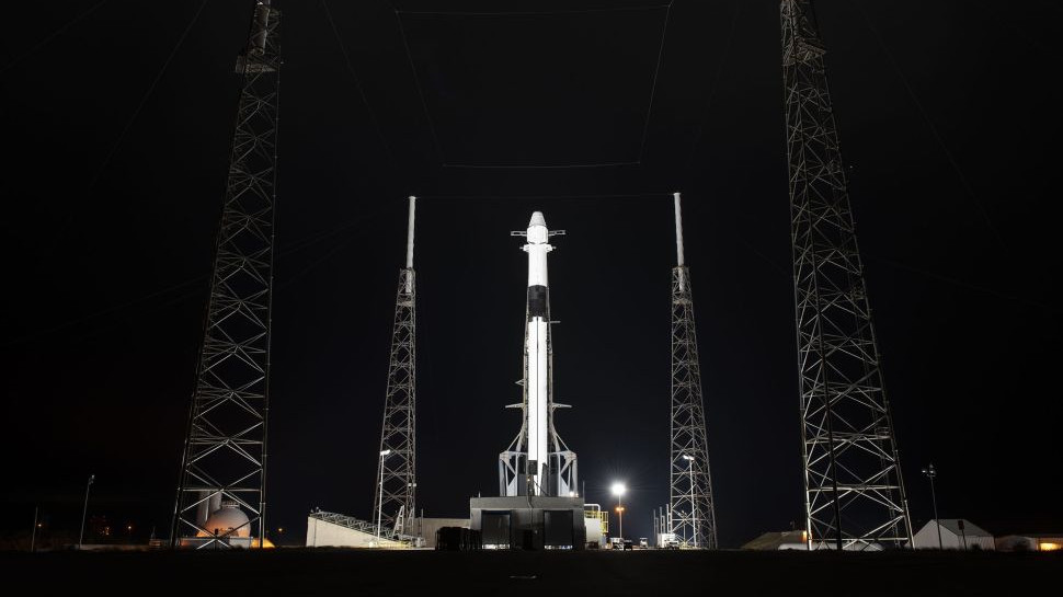 SpaceX задерживает доставку на МКС